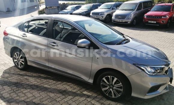 Buy New Honda Ballade Silver Car in Alexandra Park in Harare Buy New Honda Ballade Silver Car in Alexandra Park in Harare