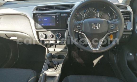 Buy New Honda Ballade Silver Car in Alexandra Park in Harare Buy New Honda Ballade Silver Car in Alexandra Park in Harare