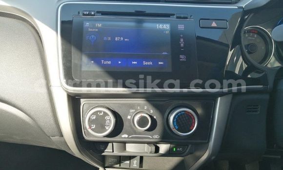 Buy New Honda Ballade Silver Car in Alexandra Park in Harare Buy New Honda Ballade Silver Car in Alexandra Park in Harare