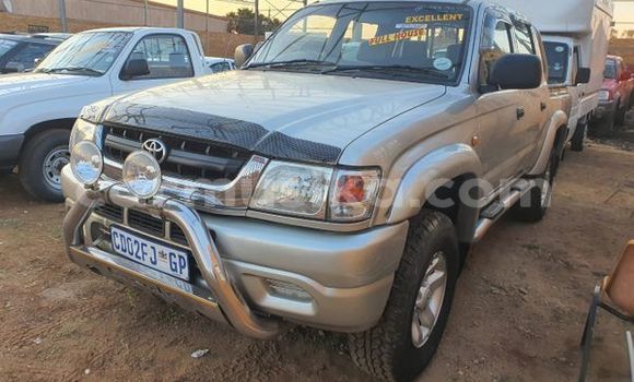 Tenga Tsaru Toyota Hilux Chena Mota in Harare in Harare Tenga Tsaru Toyota Hilux Chena Mota in Harare in Harare