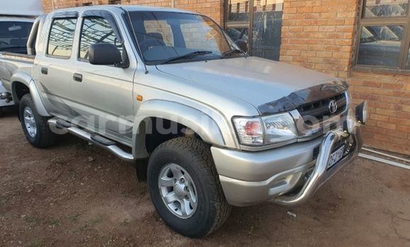 Tenga Tsaru Toyota Hilux Chena Mota in Harare in Harare Tenga Tsaru Toyota Hilux Chena Mota in Harare in Harare