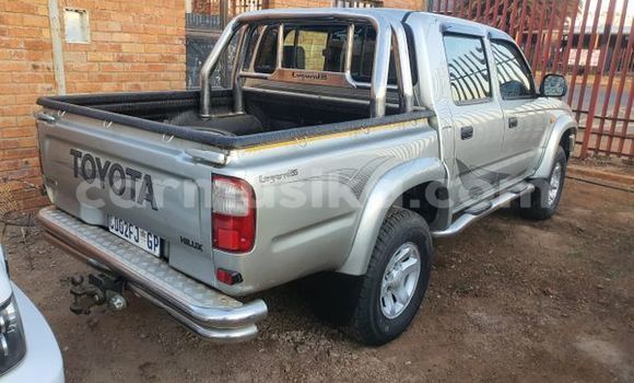 Tenga Tsaru Toyota Hilux Chena Mota in Harare in Harare Tenga Tsaru Toyota Hilux Chena Mota in Harare in Harare