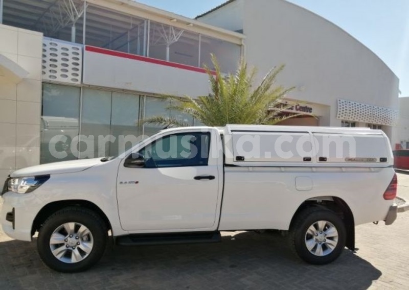 Big with watermark toyota hilux matabeleland south beitbridge 14982