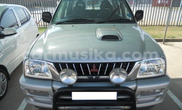 Nunua Ilio tumika Mitsubishi Colt Nyingine Gari ndani ya Beitbridge nchini Matabeleland Kusini Nunua Ilio tumika Mitsubishi Colt Nyingine Gari ndani ya Beitbridge nchini Matabeleland Kusini