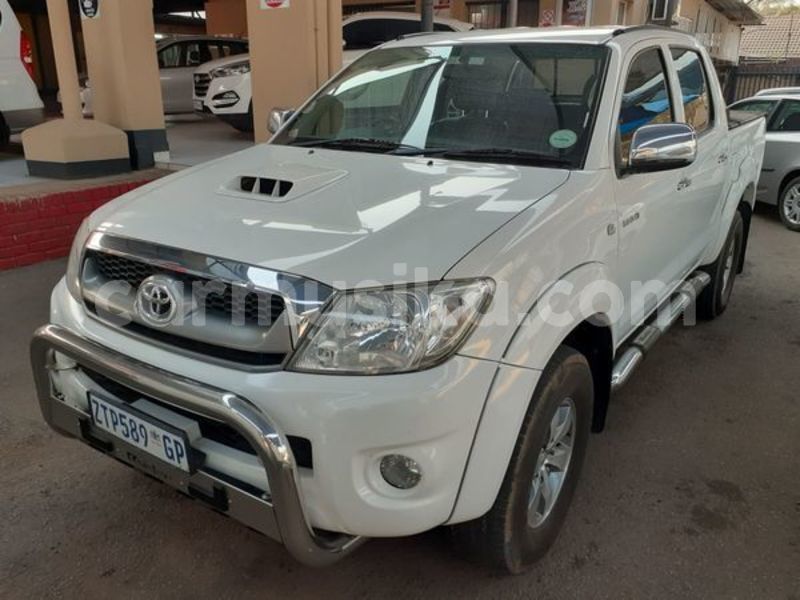 Big with watermark toyota hilux harare harare 14986