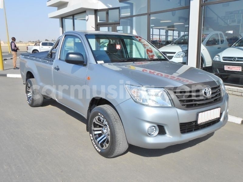 Big with watermark toyota hilux matabeleland south beitbridge 14987