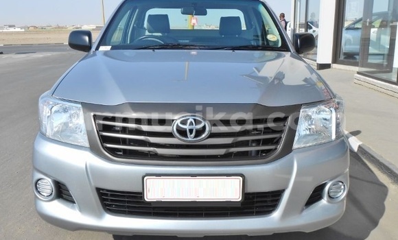 Tenga Tsaru Toyota Hilux Sirivha Mota in Beitbridge in Matabeleland South Tenga Tsaru Toyota Hilux Sirivha Mota in Beitbridge in Matabeleland South