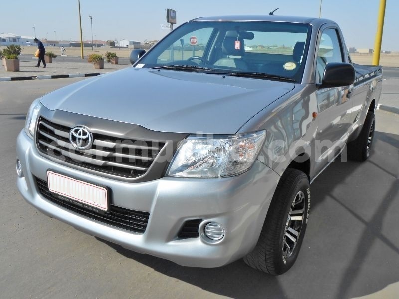 Big with watermark toyota hilux matabeleland south beitbridge 14987