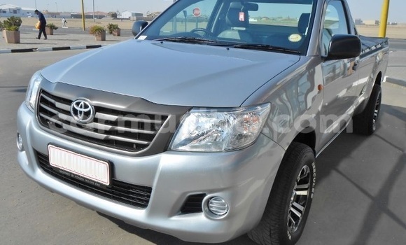 Tenga Tsaru Toyota Hilux Sirivha Mota in Beitbridge in Matabeleland South Tenga Tsaru Toyota Hilux Sirivha Mota in Beitbridge in Matabeleland South