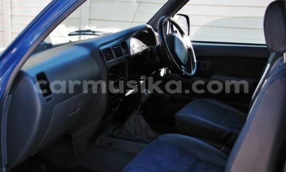 Tenga Tsaru Toyota Hilux Bhuruu Mota in Beitbridge in Matabeleland South Tenga Tsaru Toyota Hilux Bhuruu Mota in Beitbridge in Matabeleland South