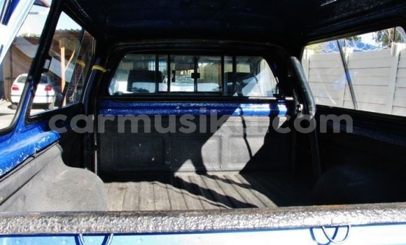 Tenga Tsaru Toyota Hilux Bhuruu Mota in Beitbridge in Matabeleland South Tenga Tsaru Toyota Hilux Bhuruu Mota in Beitbridge in Matabeleland South