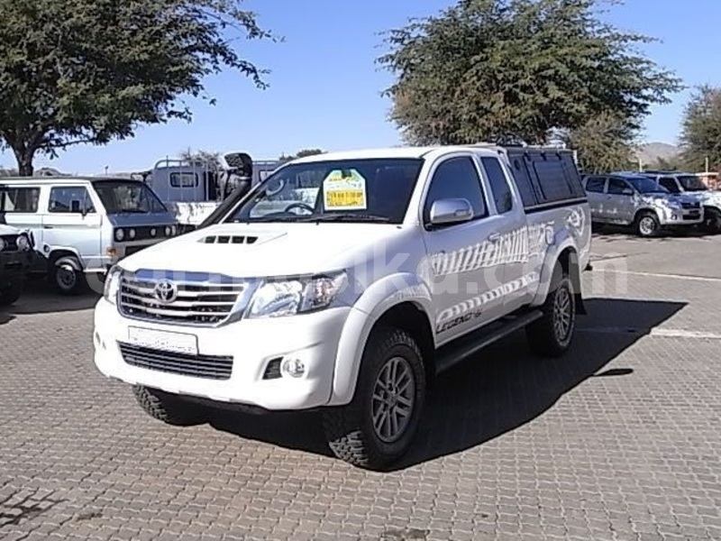 Big with watermark toyota hilux matabeleland south beitbridge 14991