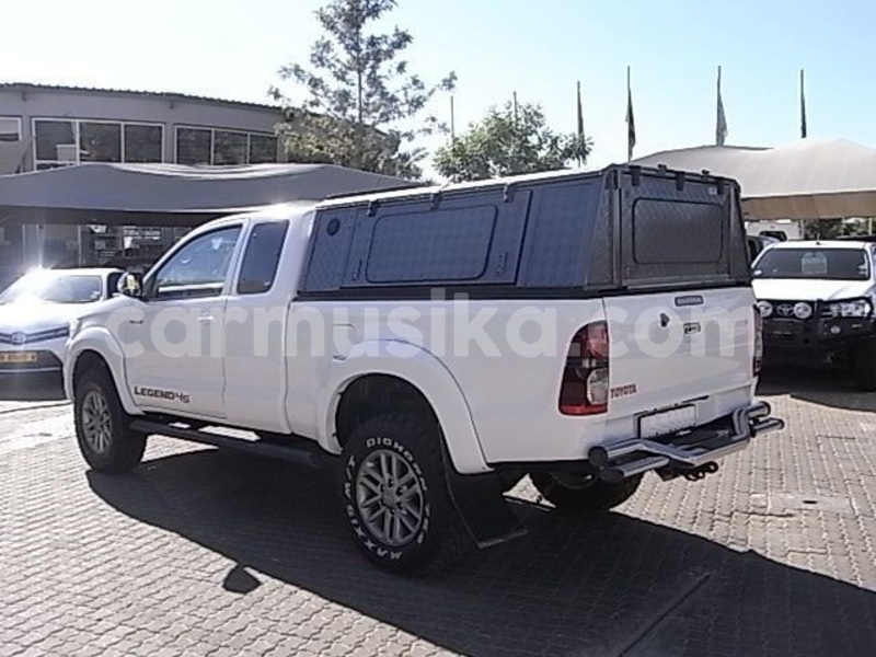 Big with watermark toyota hilux matabeleland south beitbridge 14991