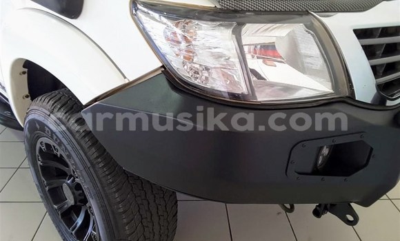 Nunua Ilio tumika Toyota Hilux Nyeupe Gari ndani ya Beitbridge nchini Matabeleland Kusini Nunua Ilio tumika Toyota Hilux Nyeupe Gari ndani ya Beitbridge nchini Matabeleland Kusini