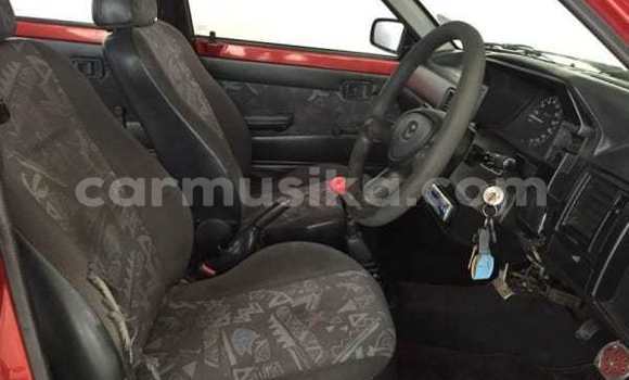 Tenga Tsaru Mazda 323 Zvimwe Mota in Beitbridge in Matabeleland South Tenga Tsaru Mazda 323 Zvimwe Mota in Beitbridge in Matabeleland South