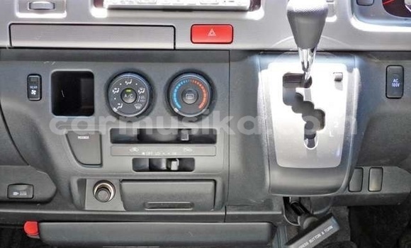 Tenga Tsaru Toyota Hiace Chena Mota in Beitbridge in Matabeleland South Tenga Tsaru Toyota Hiace Chena Mota in Beitbridge in Matabeleland South