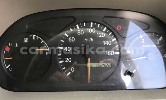 Nunua Ilio tumika Hino 300 Series Nyeupe Lori ndani ya Beitbridge nchini Matabeleland Kusini Nunua Ilio tumika Hino 300 Series Nyeupe Lori ndani ya Beitbridge nchini Matabeleland Kusini