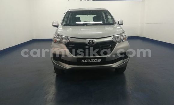 Nunua Ilio tumika Toyota Avanza Fedha Gari ndani ya Victoria Falls nchini Matabeleland Kaskazini
