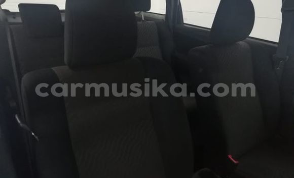 Tenga Tsaru Toyota Avanza Sirivha Mota in Mapopoma eVhitori in Matabeleland North Tenga Tsaru Toyota Avanza Sirivha Mota in Mapopoma eVhitori in Matabeleland North