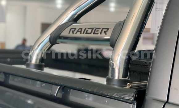 Buy Used Toyota Hilux Silver Car in Alexandra Park in Harare Buy Used Toyota Hilux Silver Car in Alexandra Park in Harare