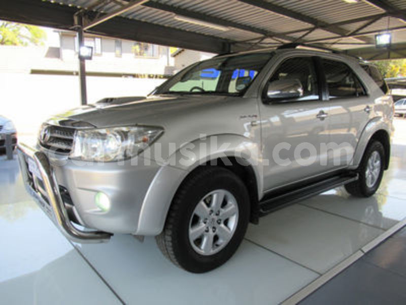 Big with watermark toyota fortuner matabeleland south beitbridge 15014