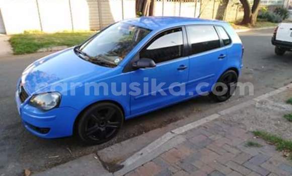 Buy Used Volkswagen Polo Blue Car in Beitbridge in Matabeleland South
