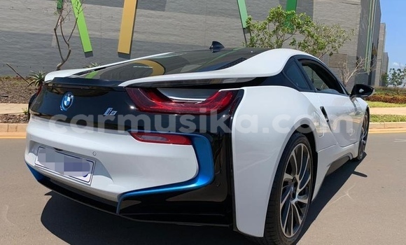 Tenga Tsaru BMW i8 Chena Mota in Harare in Harare Tenga Tsaru BMW i8 Chena Mota in Harare in Harare
