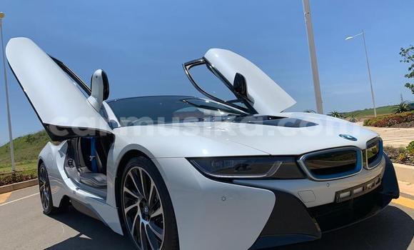 Tenga Tsaru BMW i8 Chena Mota in Harare in Harare Tenga Tsaru BMW i8 Chena Mota in Harare in Harare