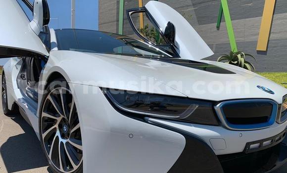 Tenga Tsaru BMW i8 Chena Mota in Harare in Harare Tenga Tsaru BMW i8 Chena Mota in Harare in Harare