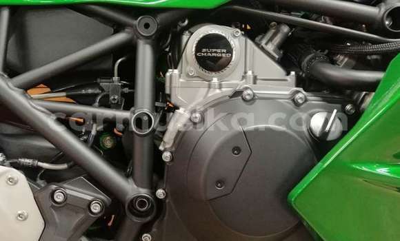 Acheter Occasion Moto Kawasaki H Autre à Beitbridge, Matabeleland South Acheter Occasion Moto Kawasaki H Autre à Beitbridge, Matabeleland South