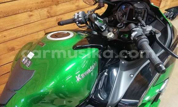 Acheter Occasion Moto Kawasaki H Autre à Beitbridge, Matabeleland South Acheter Occasion Moto Kawasaki H Autre à Beitbridge, Matabeleland South
