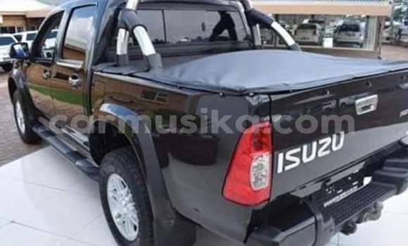 Tenga Tsaru Isuzu KB Nhema Mota in Beitbridge in Matabeleland South