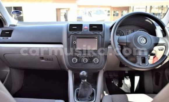 Acheter Occasion Voiture Volkswagen Jetta Blanc à Beitbridge, Matabeleland South Acheter Occasion Voiture Volkswagen Jetta Blanc à Beitbridge, Matabeleland South