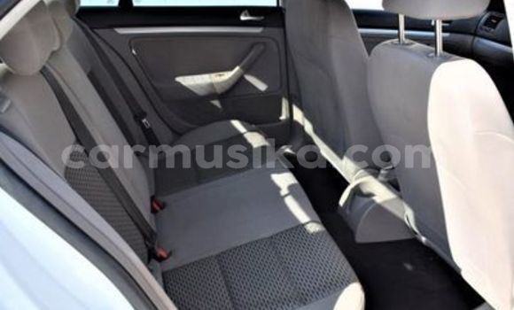 Acheter Occasion Voiture Volkswagen Jetta Blanc à Beitbridge, Matabeleland South Acheter Occasion Voiture Volkswagen Jetta Blanc à Beitbridge, Matabeleland South