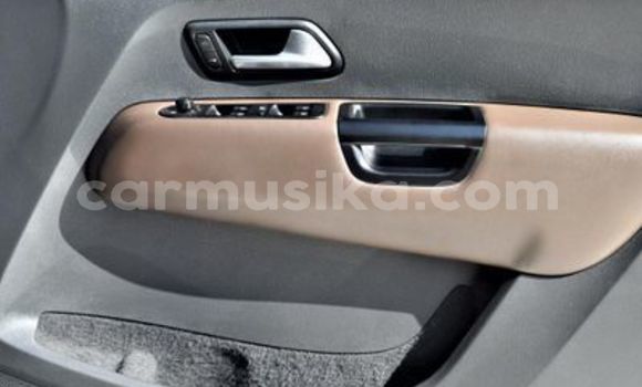 Nunua Ilio tumika Volkswagen Amarok Nyingine Gari ndani ya Beitbridge nchini Matabeleland Kusini Nunua Ilio tumika Volkswagen Amarok Nyingine Gari ndani ya Beitbridge nchini Matabeleland Kusini