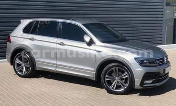 Nunua Ilio tumika Volkswagen Touareg Fedha Gari ndani ya Beitbridge nchini Matabeleland Kusini