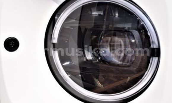 Acheter Occasion Voiture Mercedes‒Benz G-klasse AMG Blanc à Beitbridge, Matabeleland South Acheter Occasion Voiture Mercedes‒Benz G-klasse AMG Blanc à Beitbridge, Matabeleland South