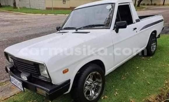 Acheter Occasion Voiture Nissan 200SX Blanc à Beitbridge, Matabeleland South Acheter Occasion Voiture Nissan 200SX Blanc à Beitbridge, Matabeleland South