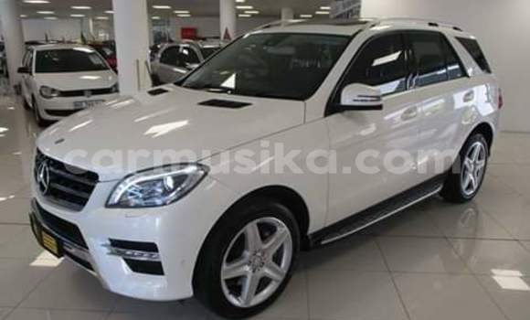 Nunua Ilio tumika Mercedes‒Benz GLE Nyeupe Gari ndani ya Beitbridge nchini Matabeleland Kusini