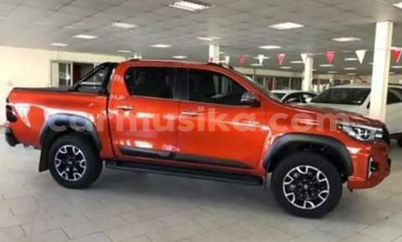 Tenga Tsaru Toyota Hilux Zvimwe Mota in Beitbridge in Matabeleland South Tenga Tsaru Toyota Hilux Zvimwe Mota in Beitbridge in Matabeleland South