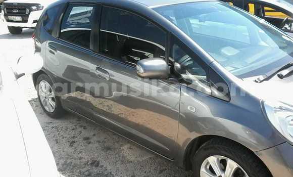 Buy Used Honda Jazz Silver Car in Beitbridge in Matabeleland South Buy Used Honda Jazz Silver Car in Beitbridge in Matabeleland South
