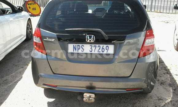 Buy Used Honda Jazz Silver Car in Beitbridge in Matabeleland South Buy Used Honda Jazz Silver Car in Beitbridge in Matabeleland South