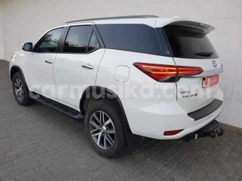 Big with watermark toyota fortuner matabeleland south beitbridge 15080