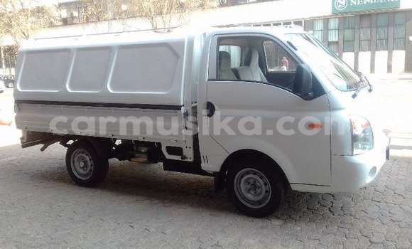Acheter Occasion Voiture Hyundai H200 Autre à Beitbridge, Matabeleland South Acheter Occasion Voiture Hyundai H200 Autre à Beitbridge, Matabeleland South