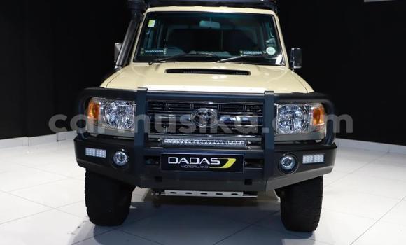 Tenga Tsaru Toyota Land Cruiser Sirivha Mota in Beitbridge in Matabeleland South Tenga Tsaru Toyota Land Cruiser Sirivha Mota in Beitbridge in Matabeleland South