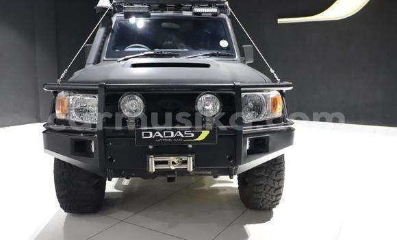 Buy Used Toyota Land Cruiser Silver Car in Beitbridge in Matabeleland South Buy Used Toyota Land Cruiser Silver Car in Beitbridge in Matabeleland South