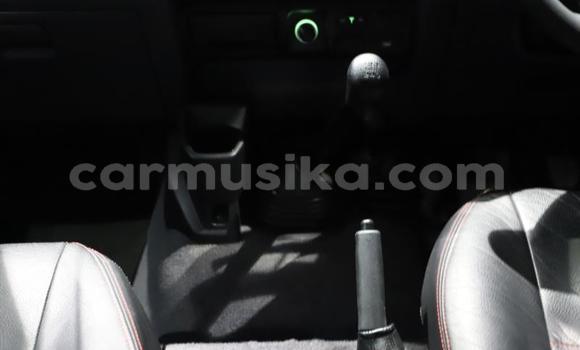 Buy Used Toyota Land Cruiser Silver Car in Beitbridge in Matabeleland South Buy Used Toyota Land Cruiser Silver Car in Beitbridge in Matabeleland South