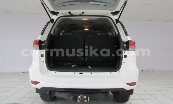Buy Used Toyota Fortuner White Car in Beitbridge in Matabeleland South Buy Used Toyota Fortuner White Car in Beitbridge in Matabeleland South