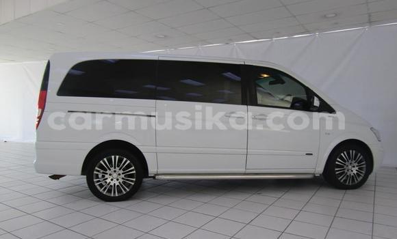 Nunua Ilio tumika Mercedes‒Benz Vito Nyeupe Gari ndani ya Beitbridge nchini Matabeleland Kusini