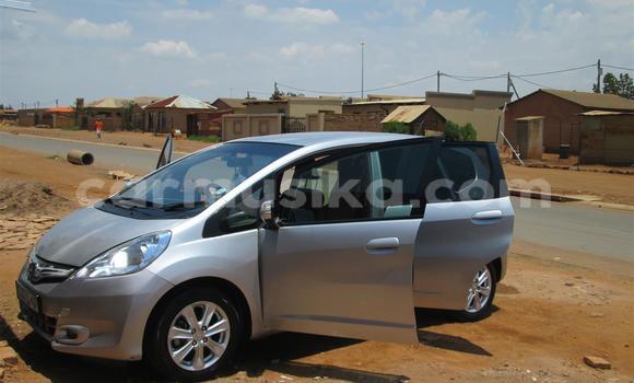 Acheter Occasion Voiture Honda Fit Gris à Beitbridge, Matabeleland South Acheter Occasion Voiture Honda Fit Gris à Beitbridge, Matabeleland South